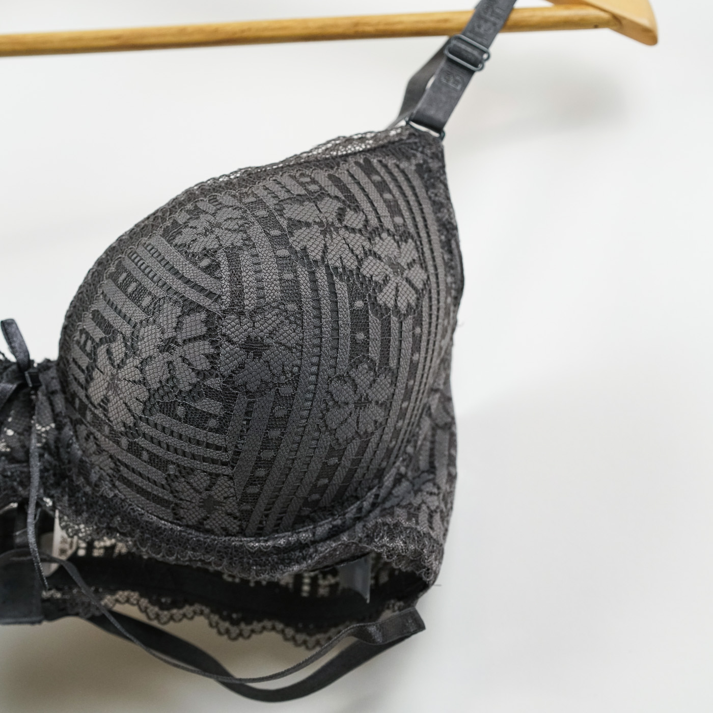 gabby liemenėlės-65