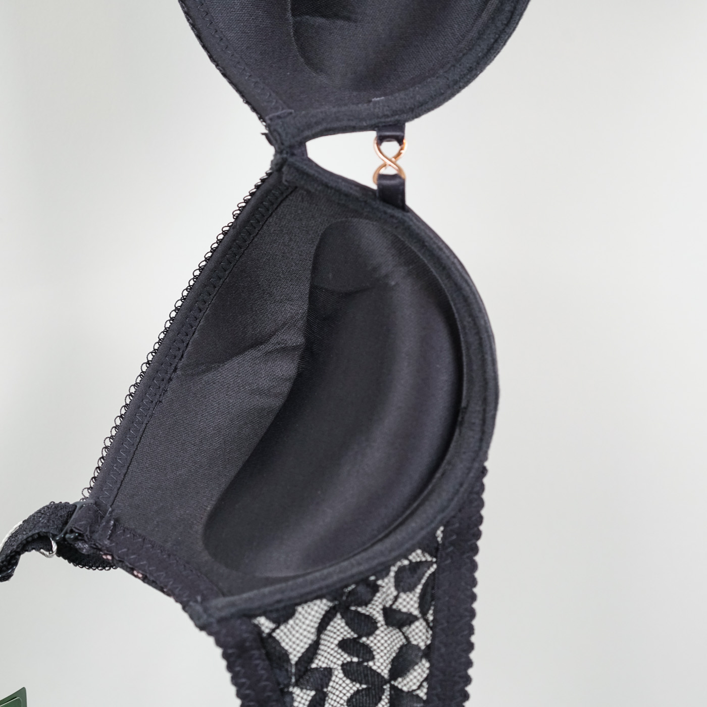 gabby liemenėlės-96